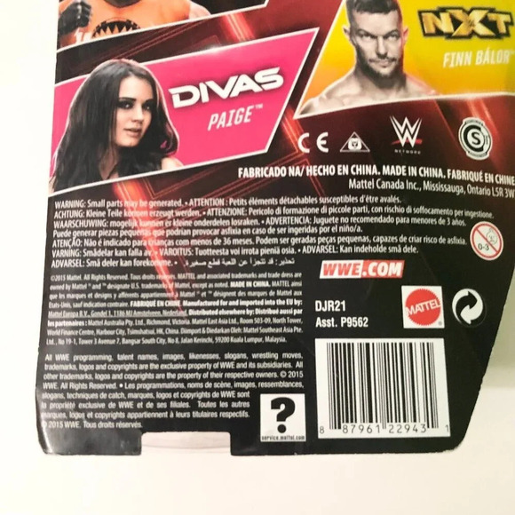 2015 WWE Paige Series 57 Divas Action Figure Mattel Damaged Box - Picture 12 of 16